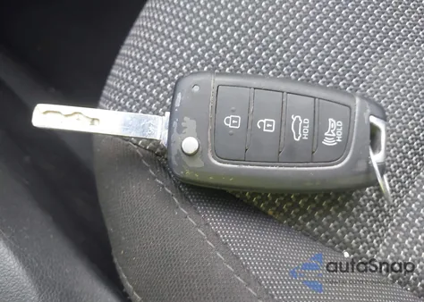 2019 Hyundai Accent Se z USA, uszkodzony, nr VIN 3KPC24A32KE082637